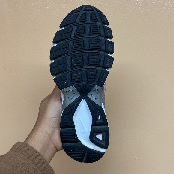 Nike Initiator Women’s Running Sneakers “White Metallic Silver Pink” - Picture 14 of 17